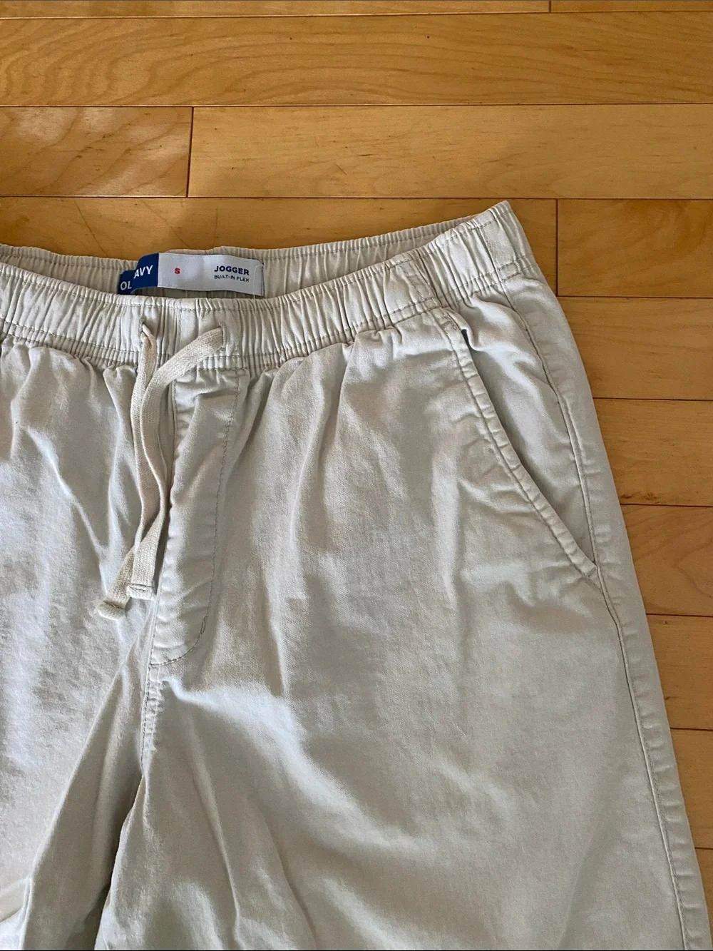 Old Navy Light Khaki Elastic-Waist Flat-Front Men's Shorts